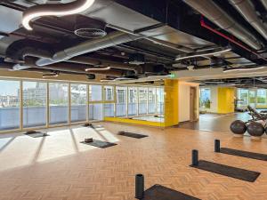 FIRST CLASS Studio Luxury Lake View Living