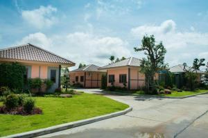 Baan Home Resort