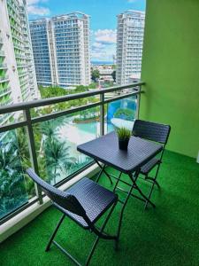 Azure Urban Resort Residences