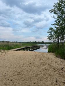 Dom w lawendach nad jeziorem