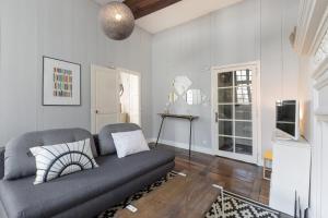 Ty Sauveur by Cocoonr