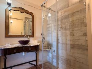 LEscala-Ventalló. Cosy WiFi Rooftop terrace EG