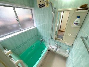 Kamakura area with a traditional atmosphere 4DK apartment for rent Maximum 8 people Easy access to Asakusa and Ueno Long-term stays welcome 3 bedrooms
