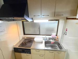 Kamakura area with a traditional atmosphere 4DK apartment for rent Maximum 8 people Easy access to Asakusa and Ueno Long-term stays welcome 3 bedrooms