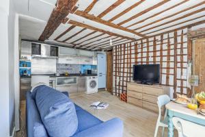 Serenty - Chic 1BR Steps from the Louvre & Palais Royal & Opéra