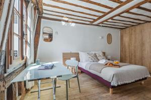 Serenty - Chic 1BR Steps from the Louvre & Palais Royal & Opéra
