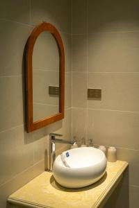 ADA HOTEL - Khách Sạn Trung Tâm Việt Trì & Viet Tri Central Hotel