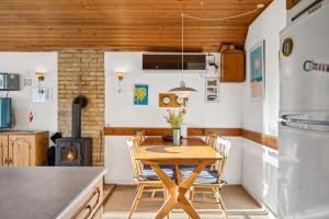 Authentic Thatched Holiday Cottage With Enclosed Garden Near Ebeltoft