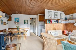 Authentic Thatched Holiday Cottage With Enclosed Garden Near Ebeltoft