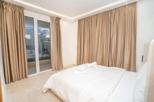 Élégant Appartement 3 Chambres à Malabata Hills