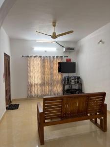 Club Appolo Homestay