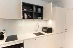 GansFein Suites