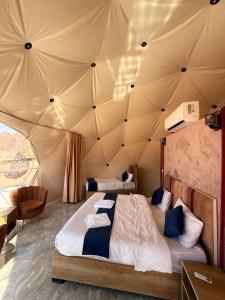 Luxury tent camp
