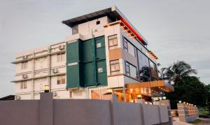 Treebo Amigos Residency