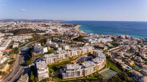 #004 Orada by Home Holidays