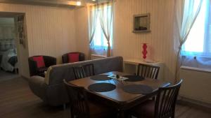 Chalets Gite Bien-Etre : photos des chambres