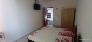 Apartament multinivel, mobilat, la 5 minute de Baile Felix