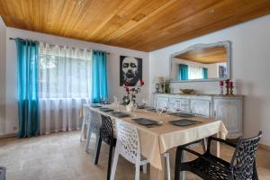 Grande villa jardin et piscine chauffée, 10 pers