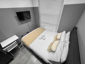 345 Lovely Lux Studios near Kingscross and Central London Keyless Smart Check-In