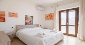 Dimoras 3BR City Center Terrace & Parking