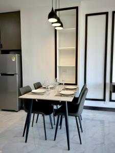 Central Vientiane, Quiet and Convenient Phavilay Apartment