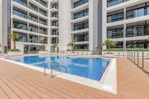 Entire Smart Home, Pool & Gym, Downtown 10 mins