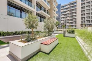 Entire Smart Home, Pool & Gym, Downtown 10 mins