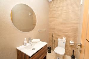 Charming 2-Room Malabata Hills