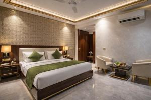 Velocity Corporate Hotel TERMINAL 2,3 Delhi Airport With- Free Airport Pickup
