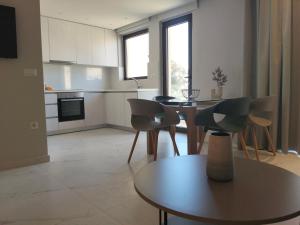 MELINA CITY Apartments