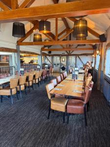 Quality City Hotel Restaurant Free Parking