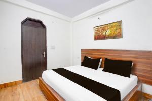 Hotel O Mayur Deluxe