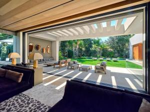 Royal Grand Villa Durres - Pool & Gym