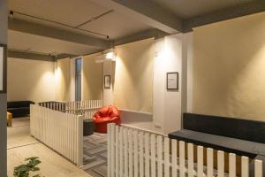 Loop by Zolo Baani Square, Gurugram