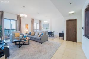 JBR - Shams Suites - Sea & Marina View Walking Distance to The Beach by Gardenia