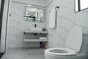 Parkview Layover Loft, Syokimau, near JKIA airport