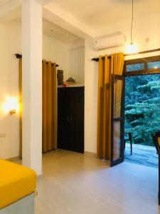 Unawatuna Backpacker Lodge