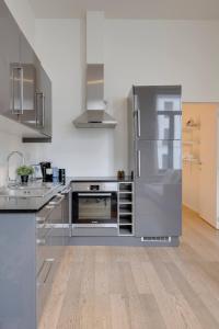 Bright and Elegant Apartment in Downtown Antwerp