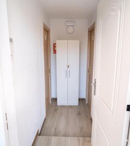 Ribadeo 2 Apartment - CC La Vaguada