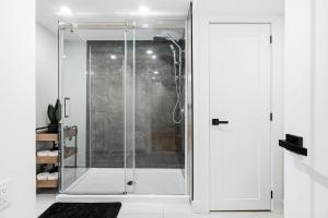 Modern Apartment Near Downtown Ottawa