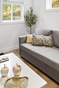 Modern Apartment Near Downtown Ottawa