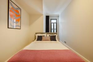 3-Bedroom Family Suite in Managed Aparthotel - Elevator & Parking near Taksim Square