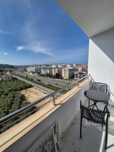 Cozy Sea View Studio 3 min walk to Beach Promenade