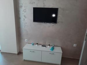 Апартамент Адиз