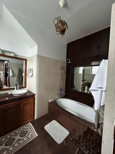 Samadhi House