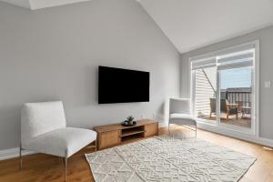 Modern 4BR Executive House