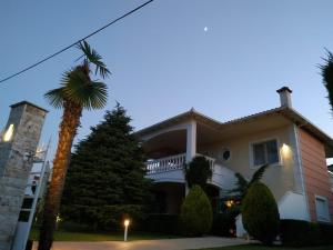 Luxurious Garden House Between Aegean & Olympus