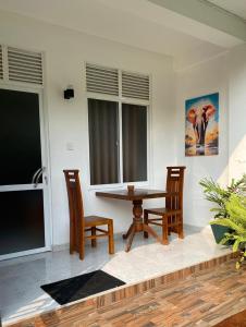 senarathna guest house