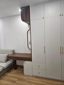 Moon Apartment Residence