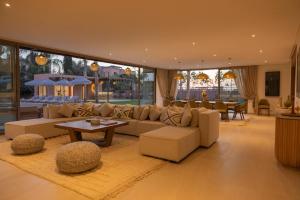 6 Bedroom Villa-Hammam-Near JAMA EL FNA